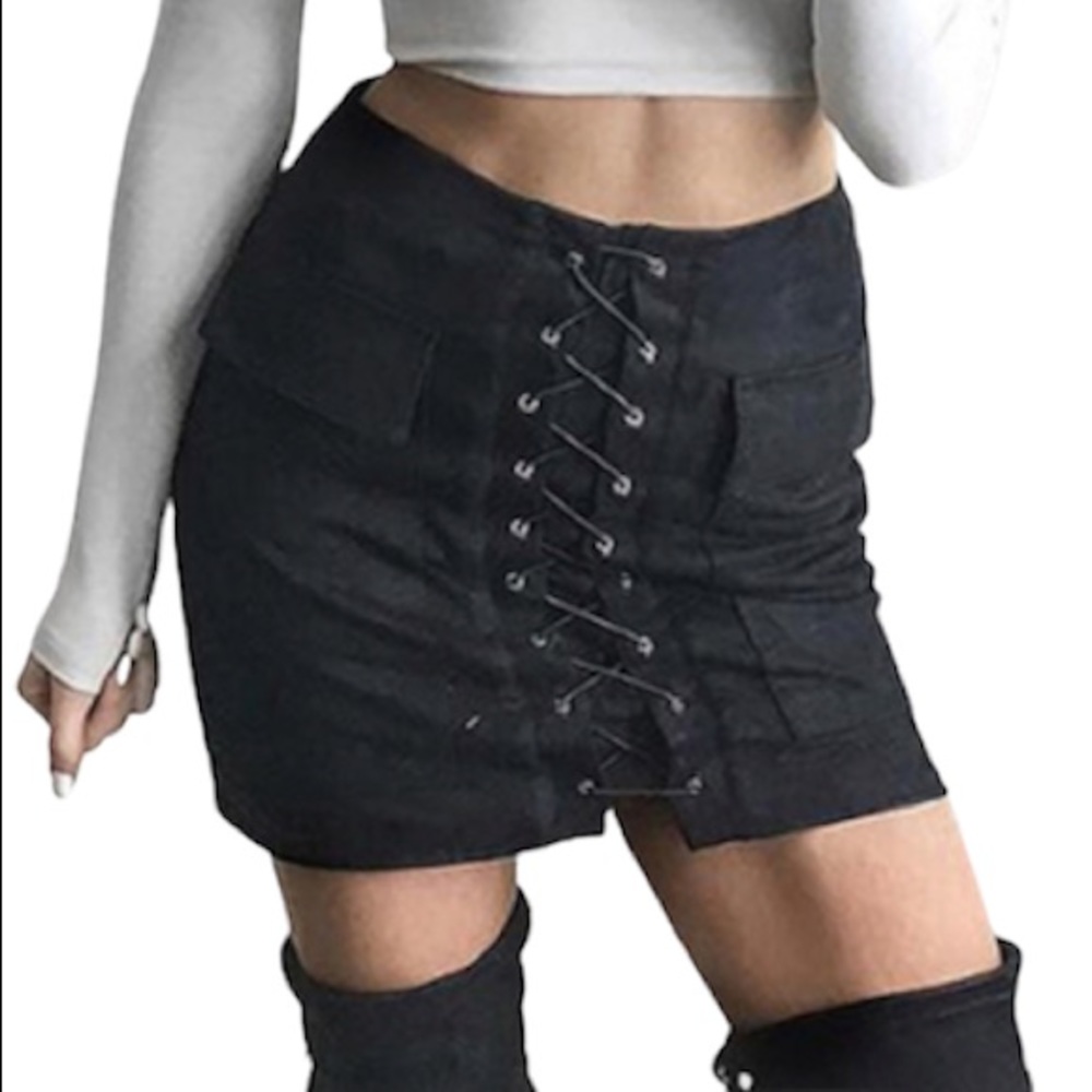 LUXXEL Womens Medium Mini Skirt Faux Suede Black Leather Lace Up Flap Pockets
